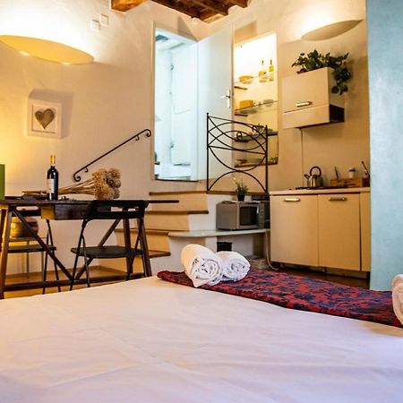 شقة Studio In Tornabuoni Within A Renaissance Building فلورنس المظهر الخارجي الصورة