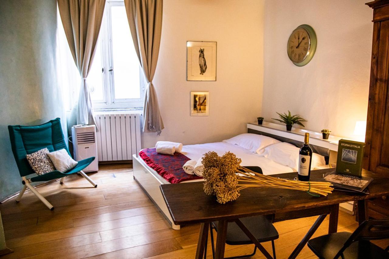 شقة Studio In Tornabuoni Within A Renaissance Building فلورنس المظهر الخارجي الصورة